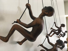 Load image into Gallery viewer, 5 Piece Climbing Sculpture Wall Art Gift For Home Decor Interior Design Rock Climber Climbing Man Contemporary Artwork Resin BRONZE ANTIQUE