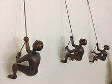 Load image into Gallery viewer, 3 Piece BIG Climbing Sculpture Wall Art Gift For Home Decor Interior Design Rock Climber Climbing Man Contemporary Artwork Resin BRONZE ANTI