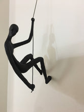 Load image into Gallery viewer, 2 Piece Climbing Sculpture Wall Art Gift For Home Decor Interior Design Rock Climber Climbing Man Contemporary Artwork Resin Alian