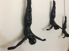 Load image into Gallery viewer, 3 Piece Plunging Sculpture Wall Art Gift For Plungers Hand Painted Climber Plunging Man Contemporary Artwork Resin Home Decor BLACK
