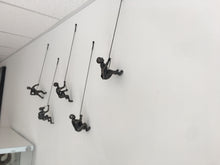 Load image into Gallery viewer, 5 Piece Climbing Sculpture Wall Art Gift For Mountain Climber Rock Climber Climbing Man Contemporary Artwork Resin Home Decor BLACK MATT